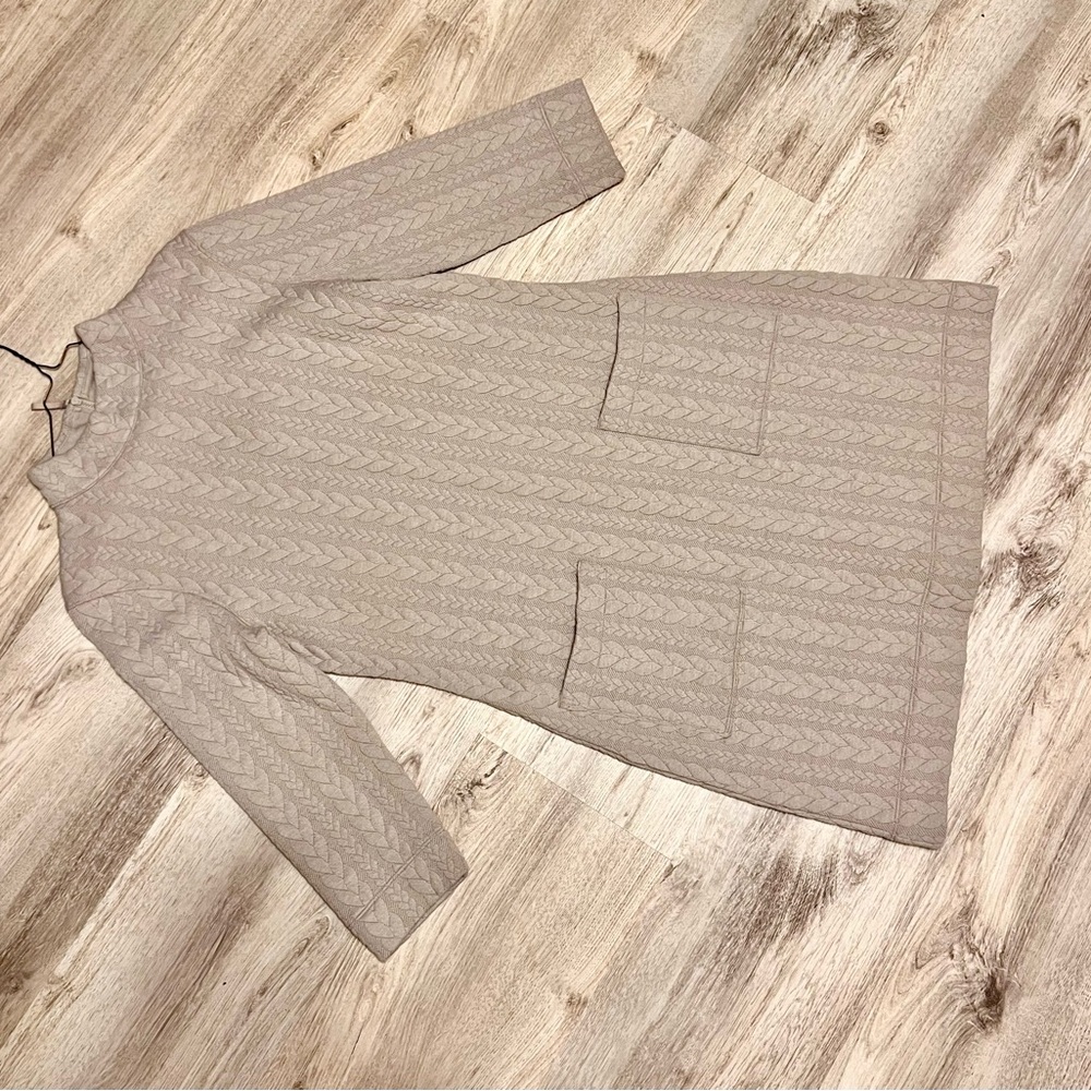 Elegant Grey Knit Dress